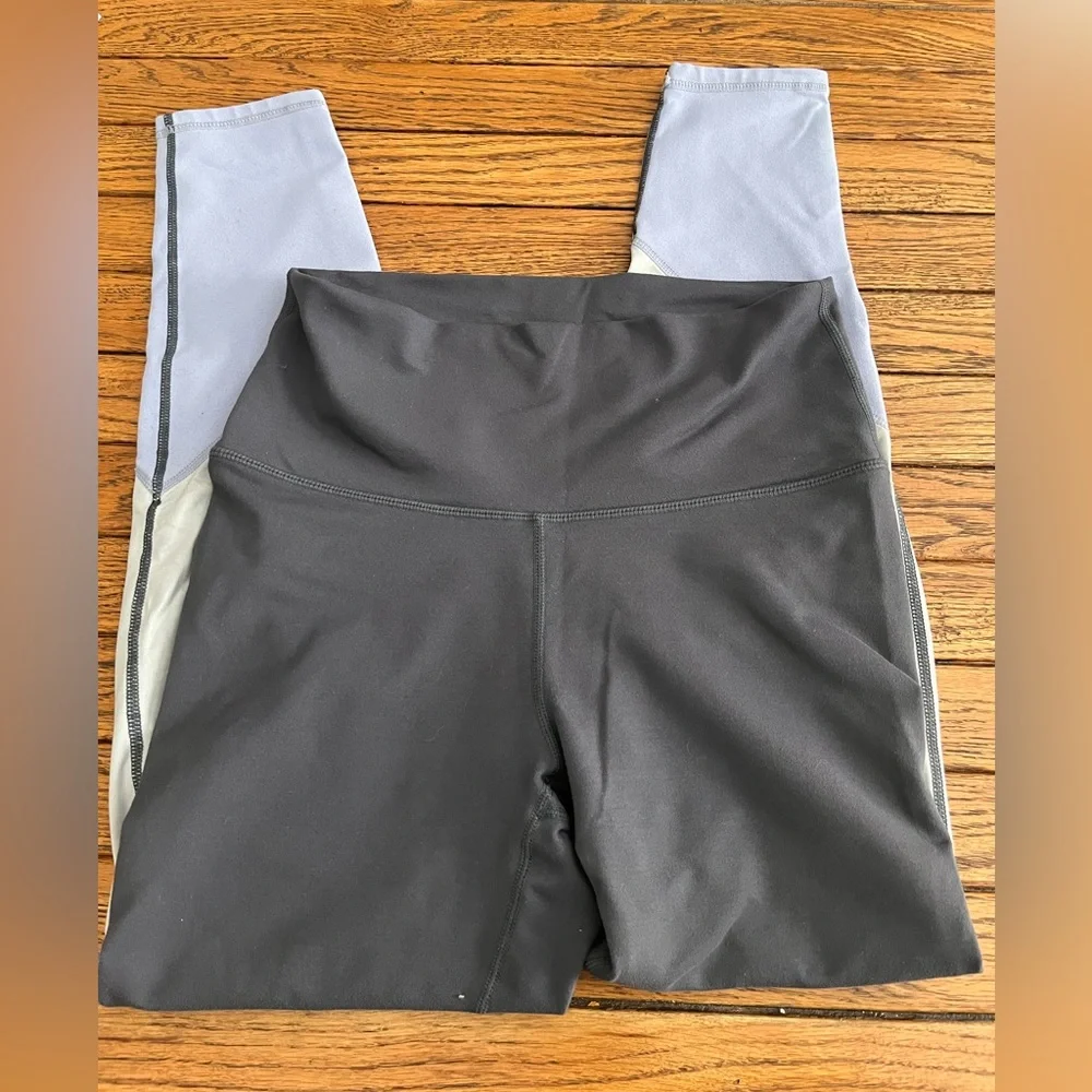 Fabletics Color Block Leggings - Picture 1 of 3